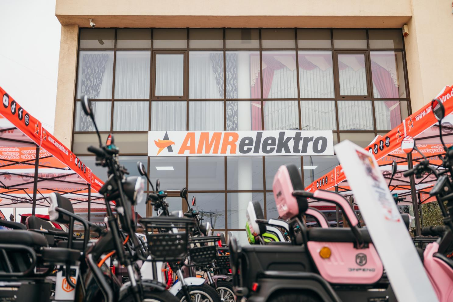 Ginpeng Group отправляет парус в Европе! Румыния приветствует торжественное открытие первого флагманского магазина с полной категории